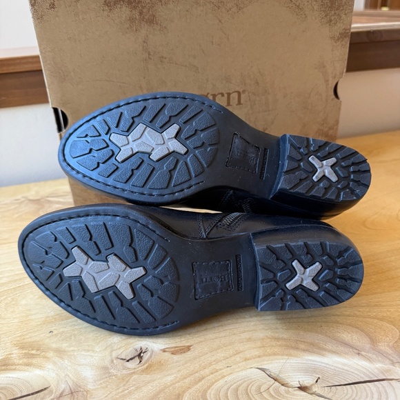 BORN JEM LEATHER ANKLE BOOTS BOOTIES BUCKLE DETAIL SIDE ZIP NIB BLACK 7.5 - Picture 11 of 12